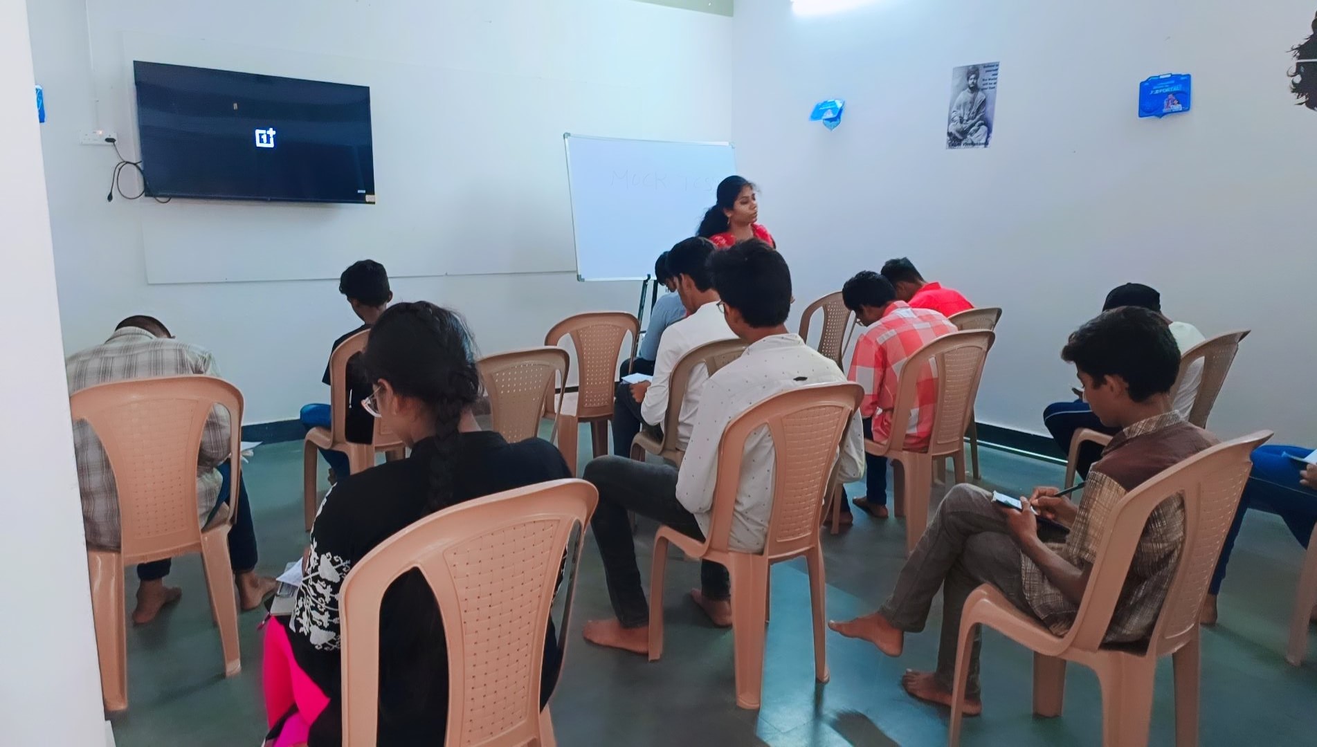 STUDENTS WEEKLY ASSESMENTS